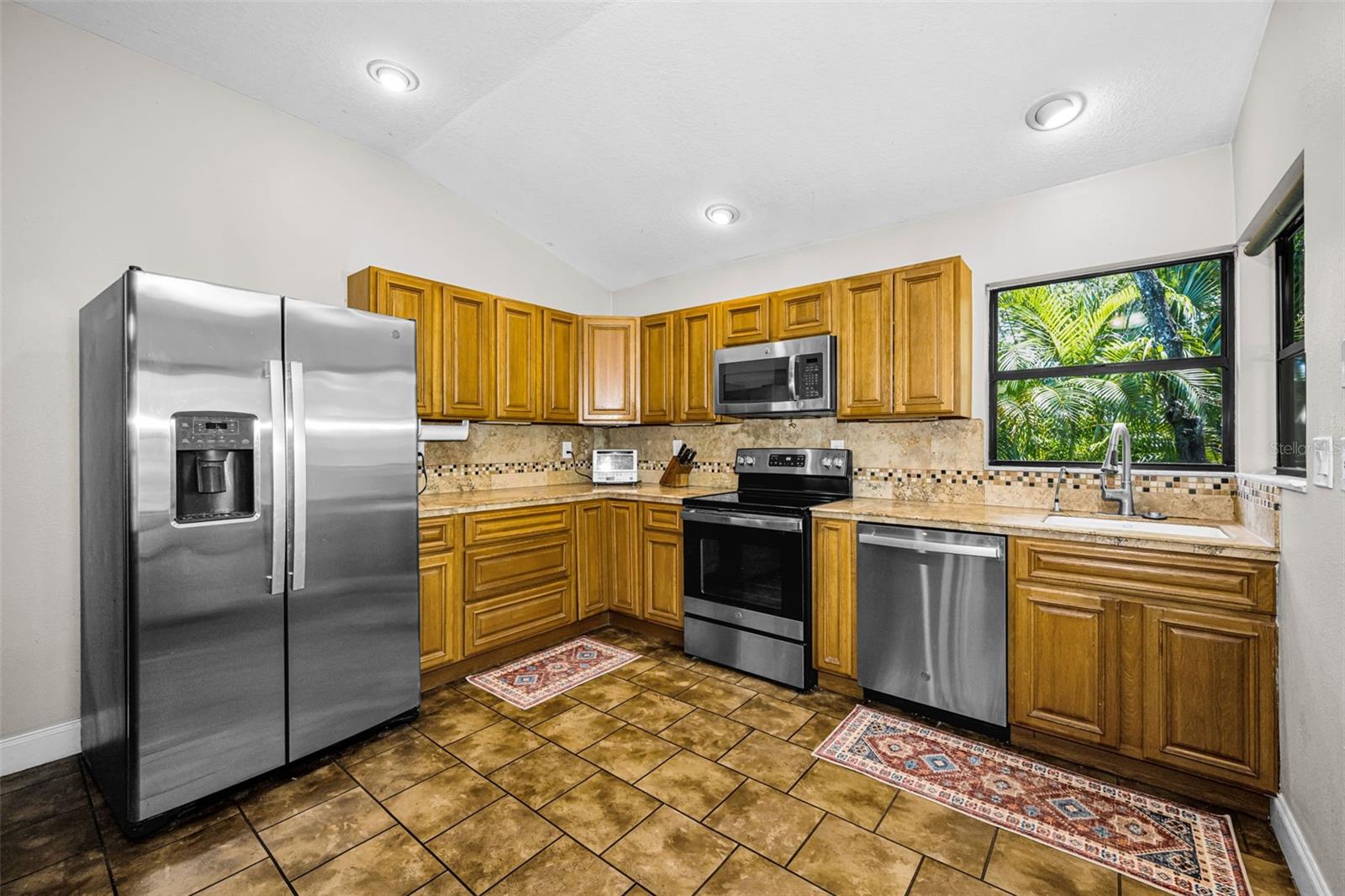 80 SUMMERWINDS LN — photo 19