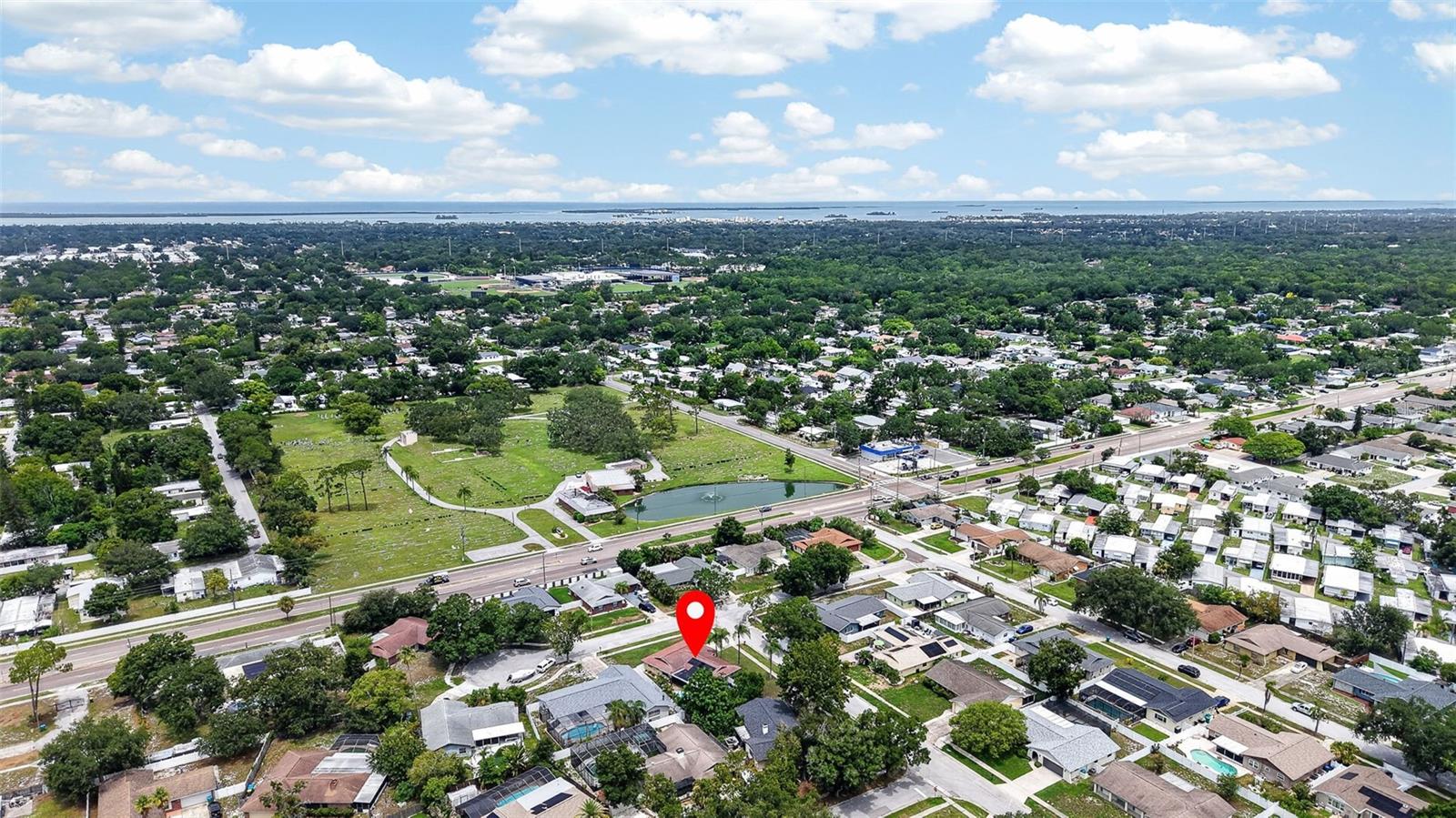 2221 COLONIAL DR — photo 40