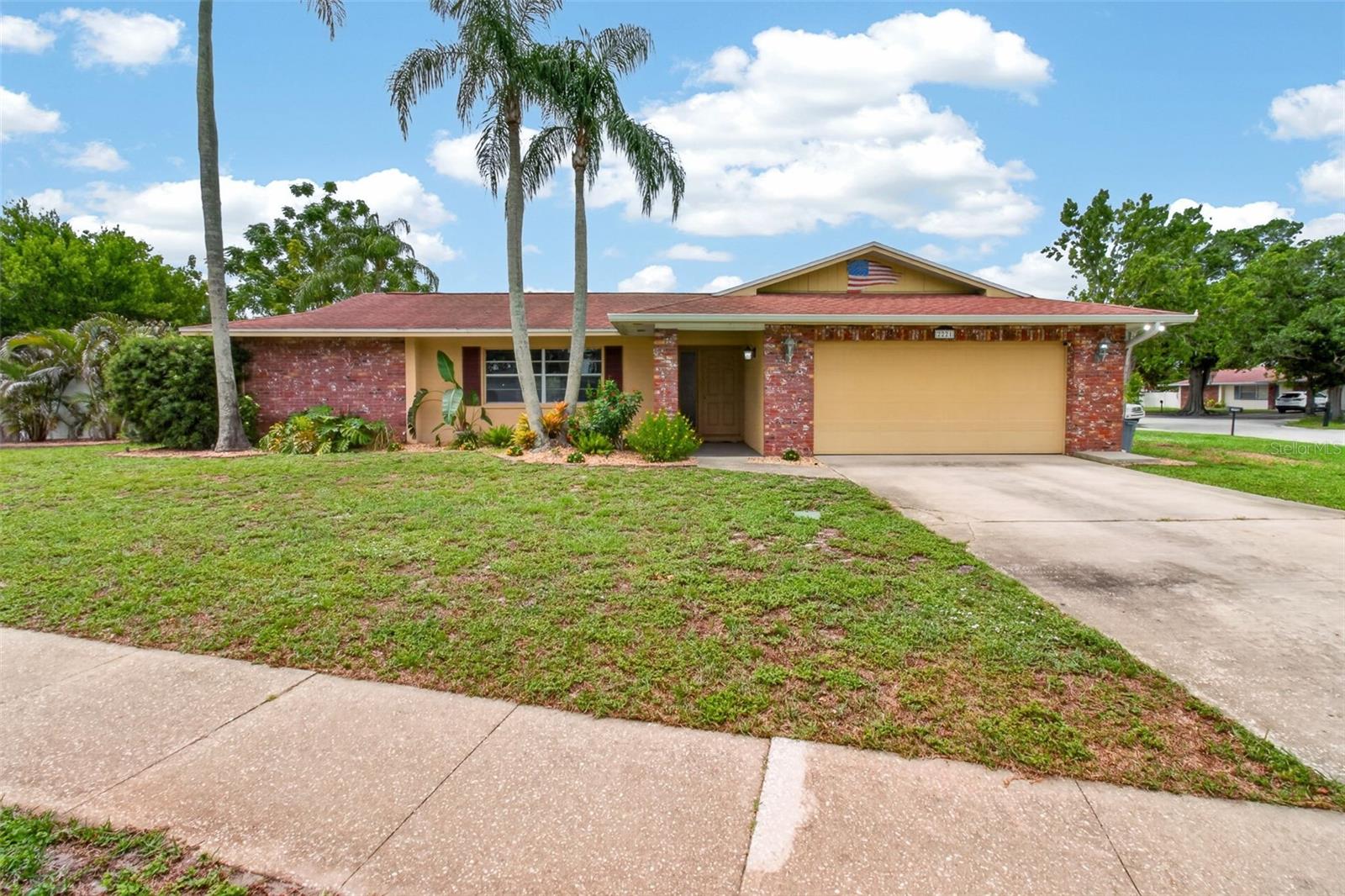 2221 COLONIAL DR — photo 44