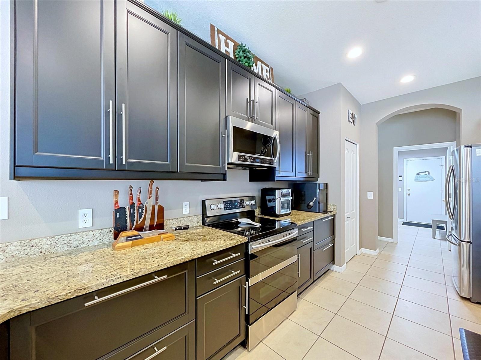 1748 BROOKSTONE WAY — photo 2