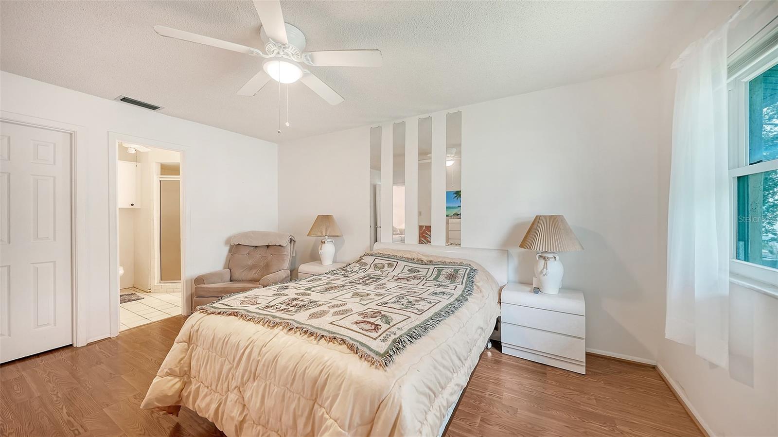 2260 STICKNEY POINT RD #324 — photo 15