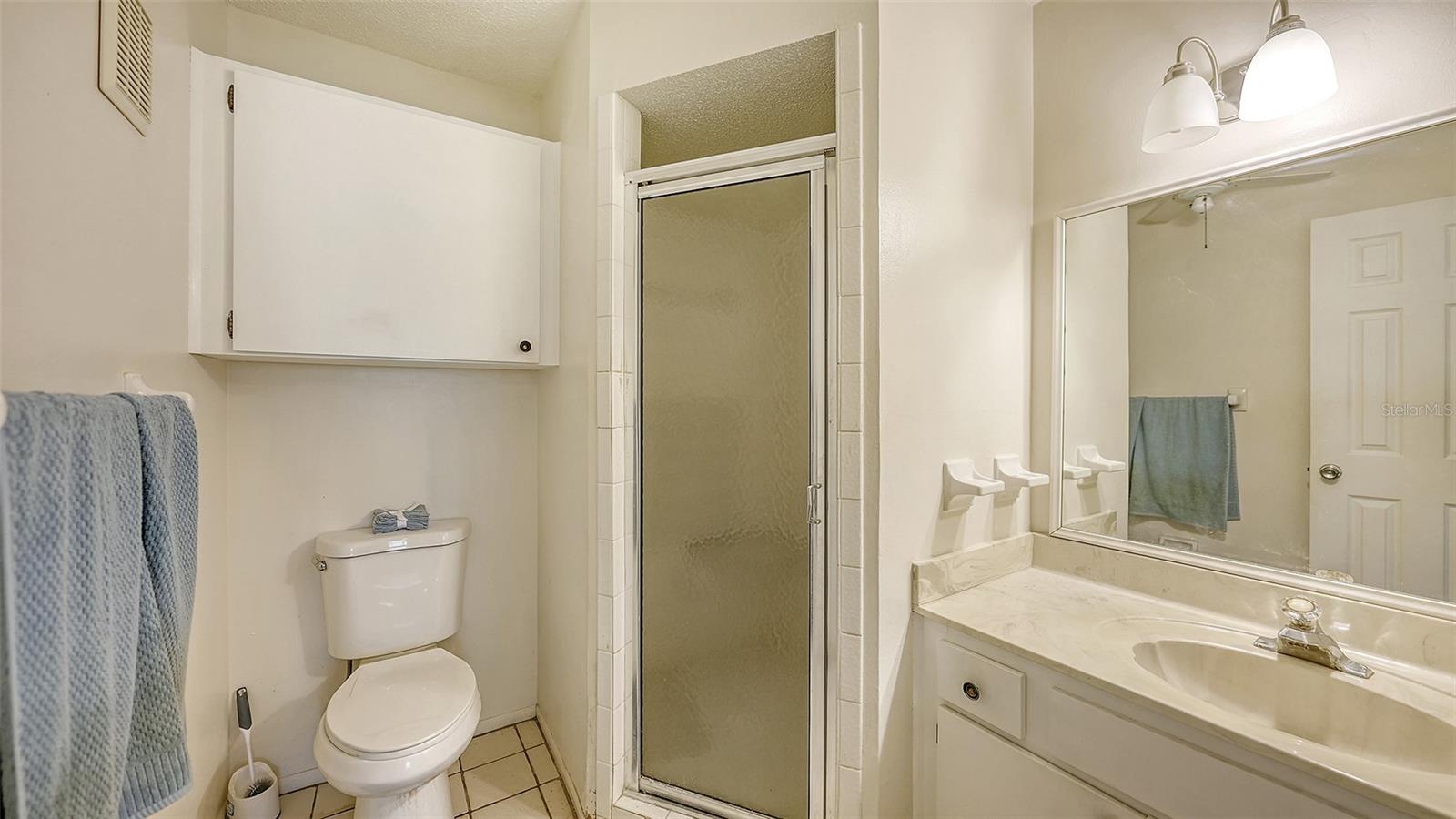 2260 STICKNEY POINT RD #324 — photo 17