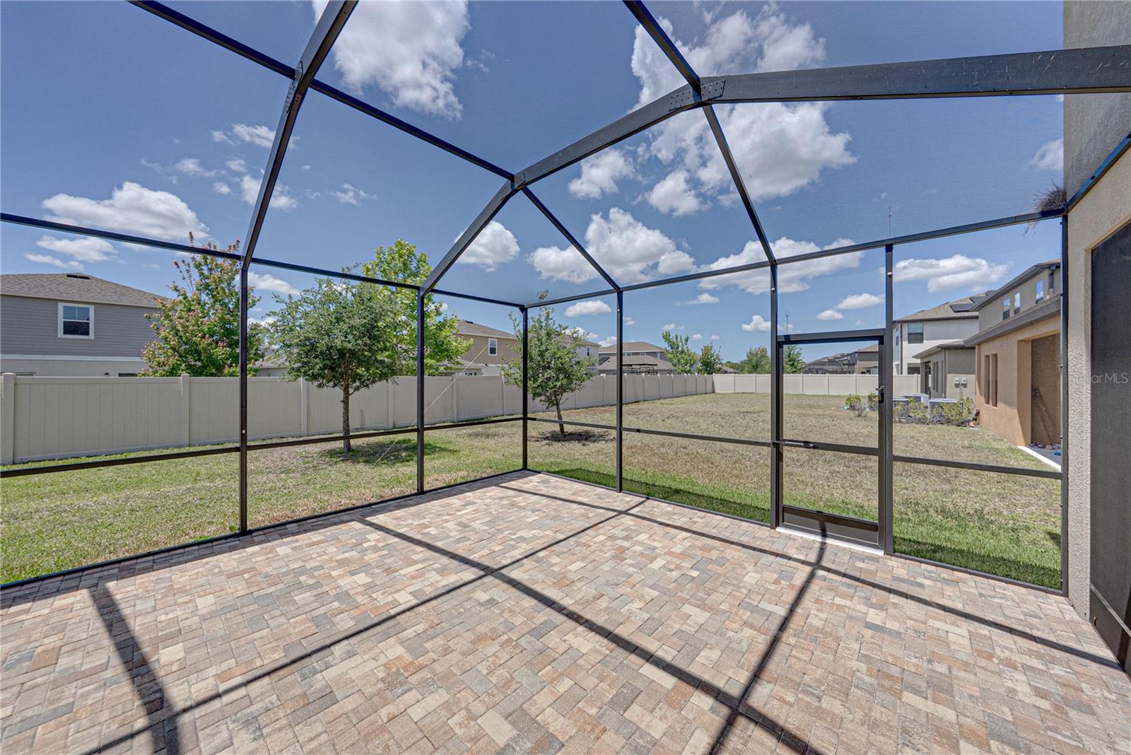 14633 RED CASTLE AVE — photo 65