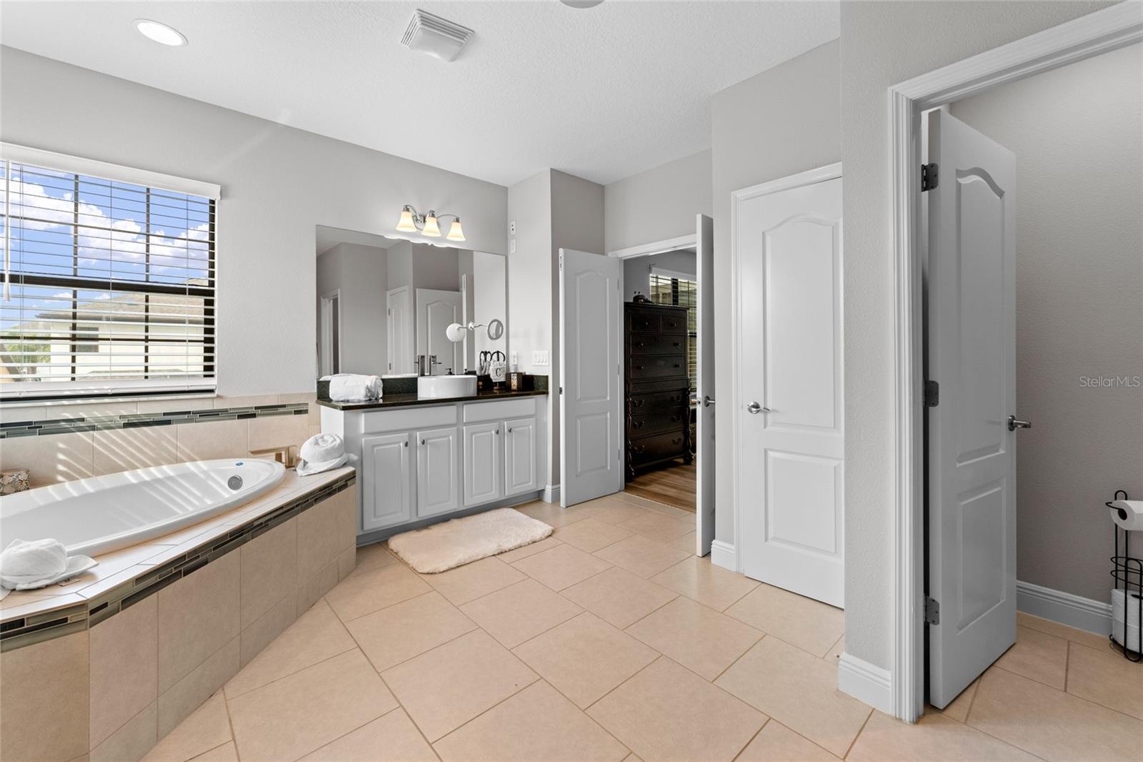13826 MOONSTONE CANYON DR — photo 73