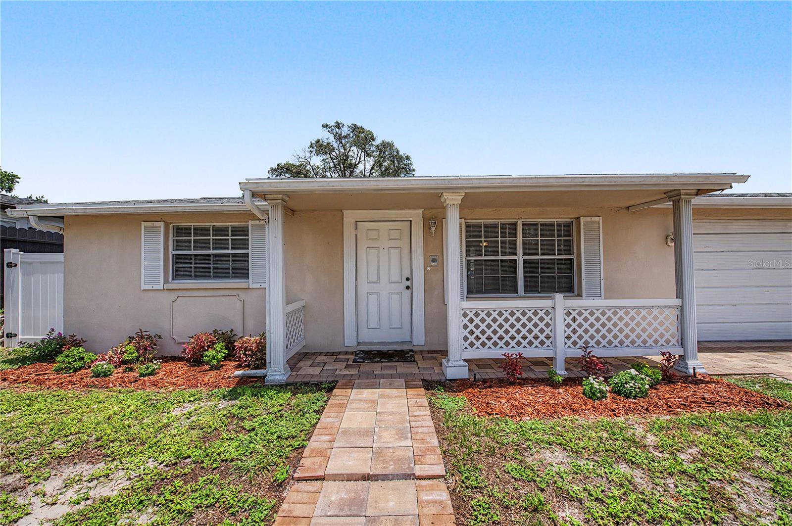 9830 RAINBOW LN — photo 7