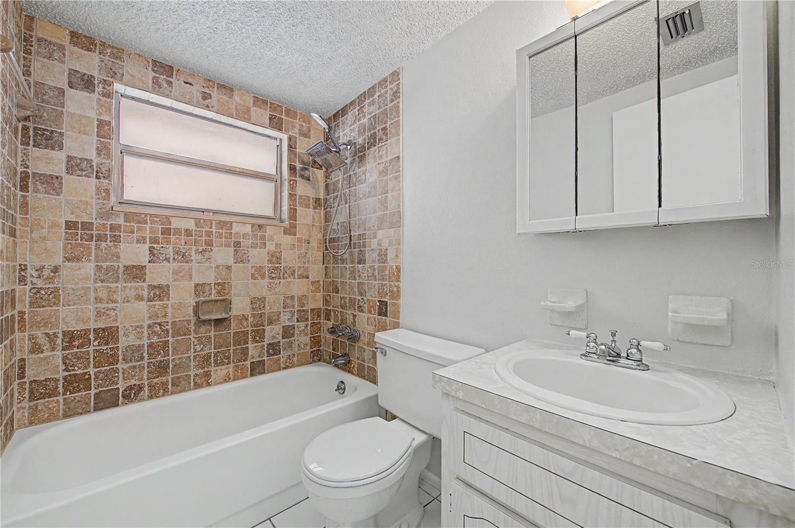 9830 RAINBOW LN — photo 23