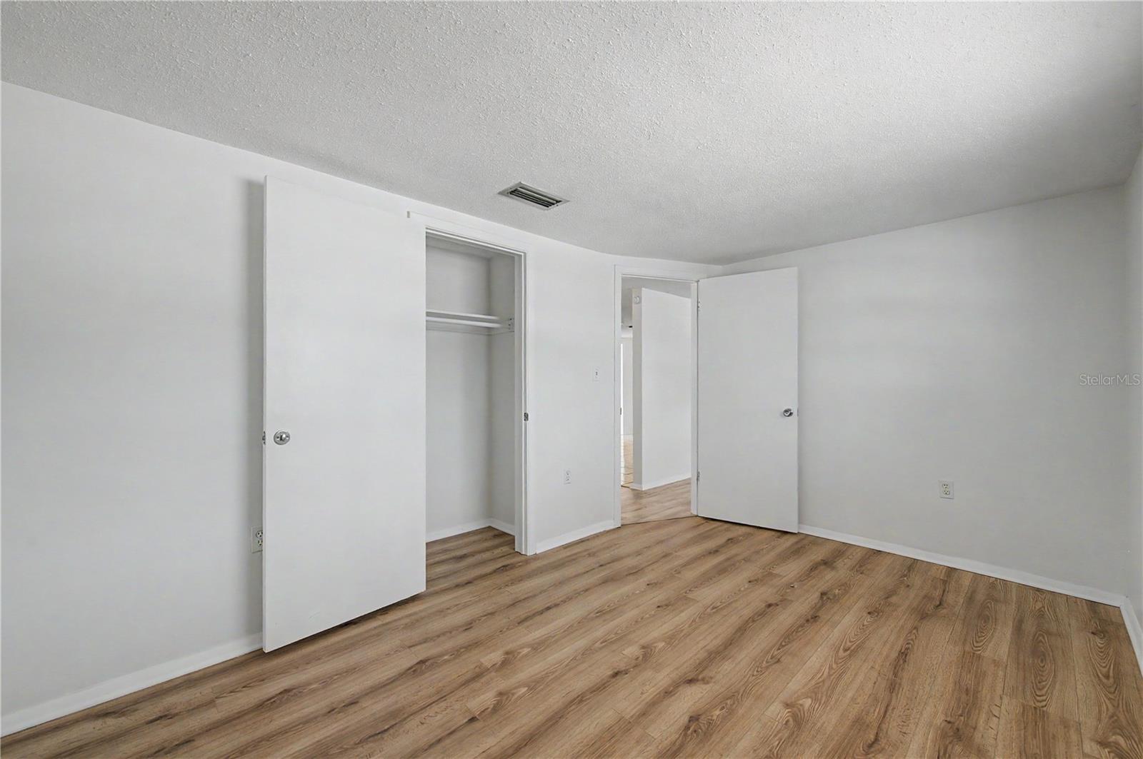 9830 RAINBOW LN — photo 25