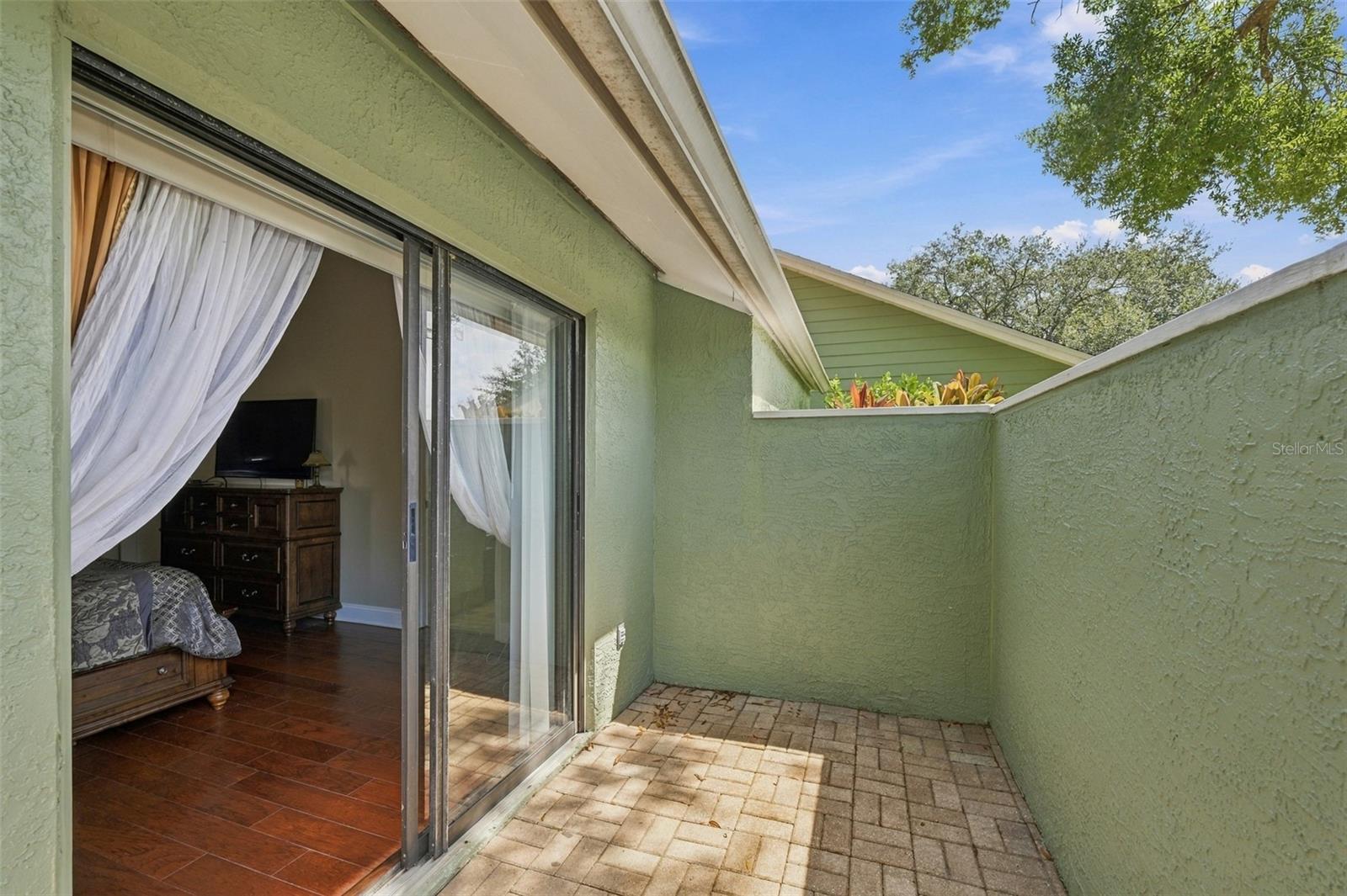 4717 KEMBLE CT — photo 31