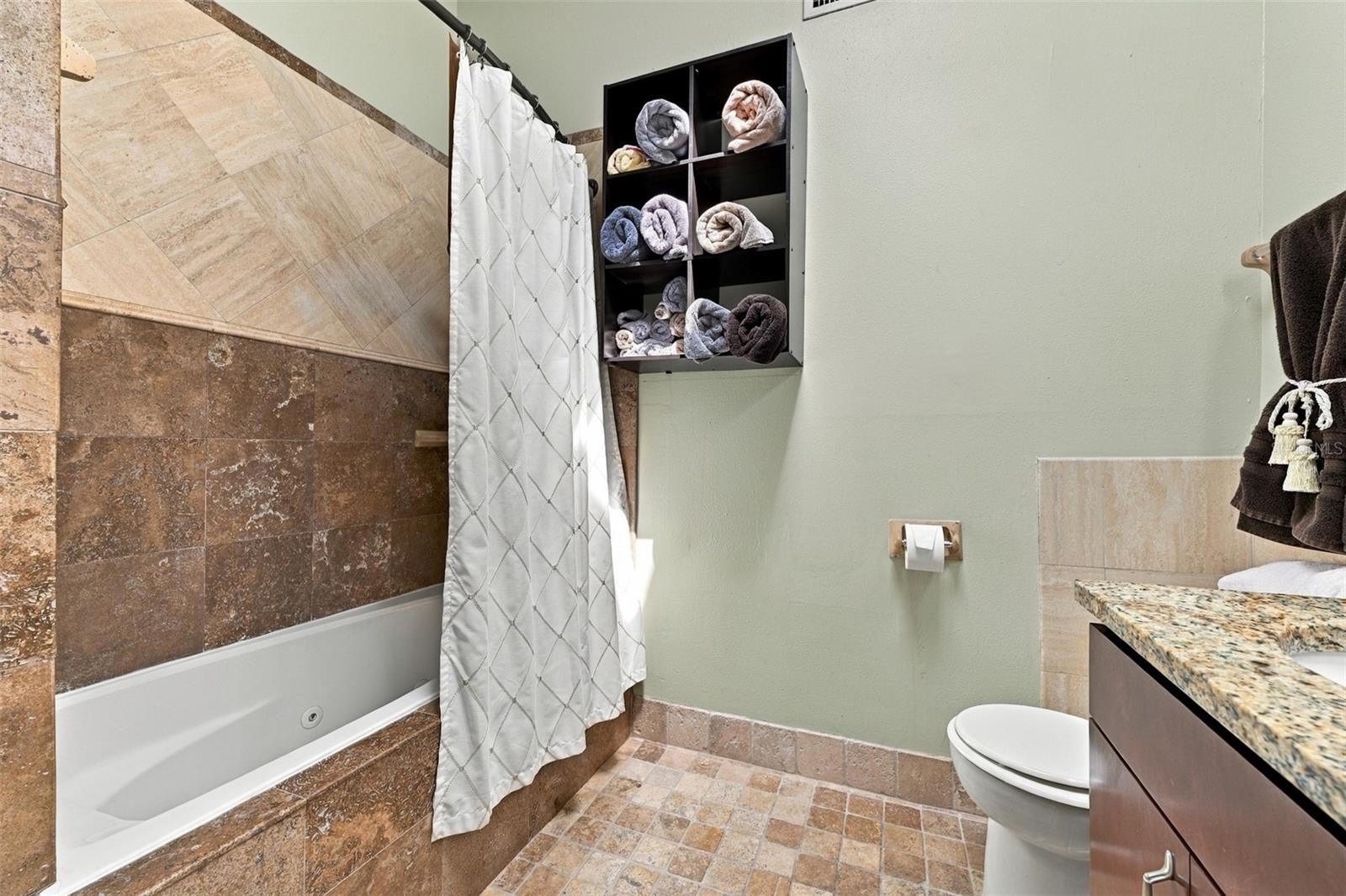 4717 KEMBLE CT — photo 28