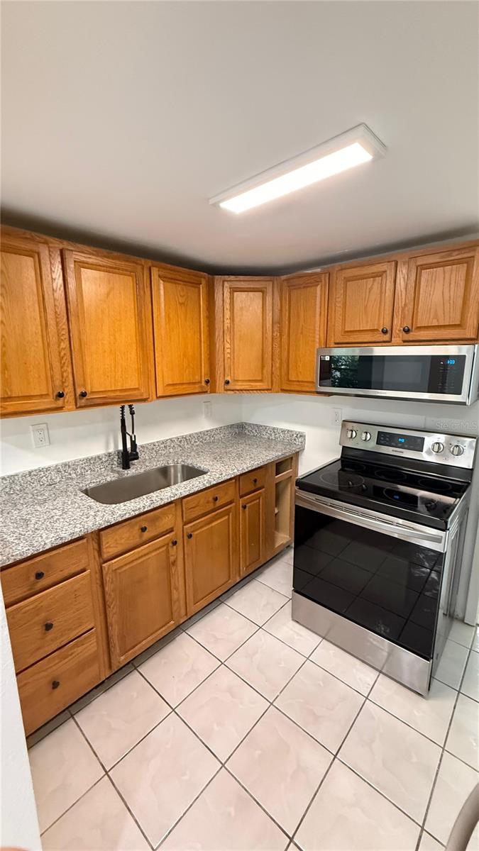 7332 N CEDAR POINT DR N #1 — photo 3
