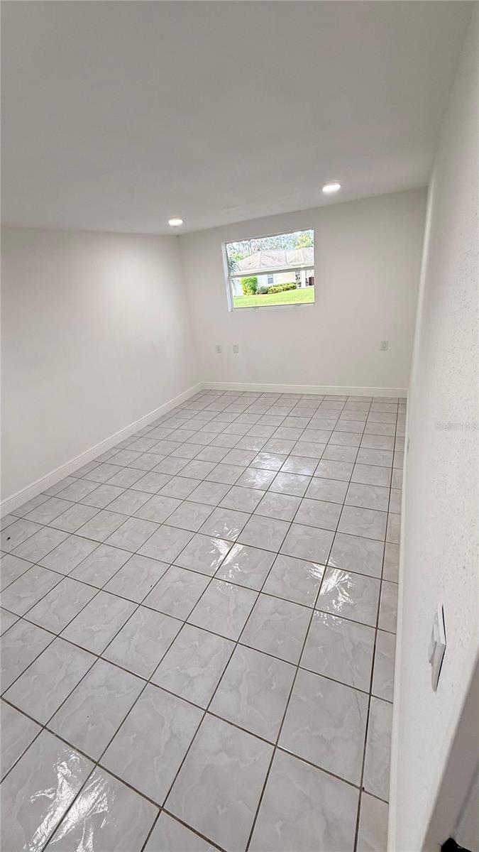 7332 N CEDAR POINT DR N #1 — photo 4