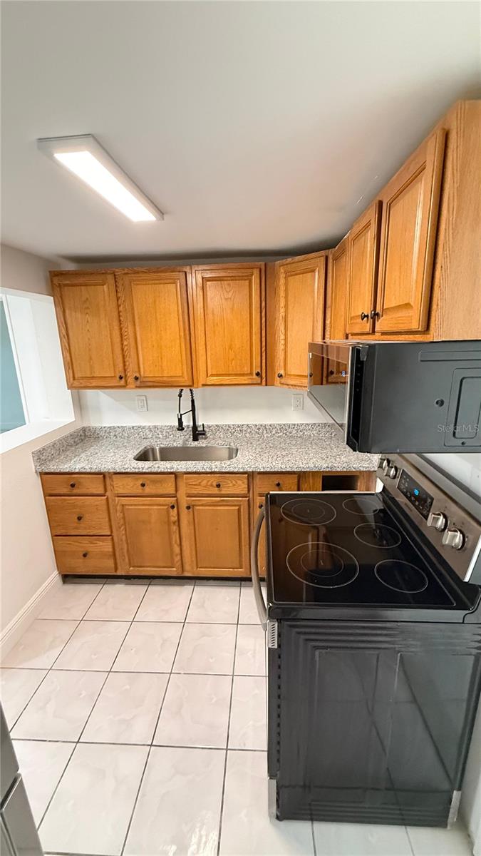 7332 N CEDAR POINT DR N #1 — photo 9