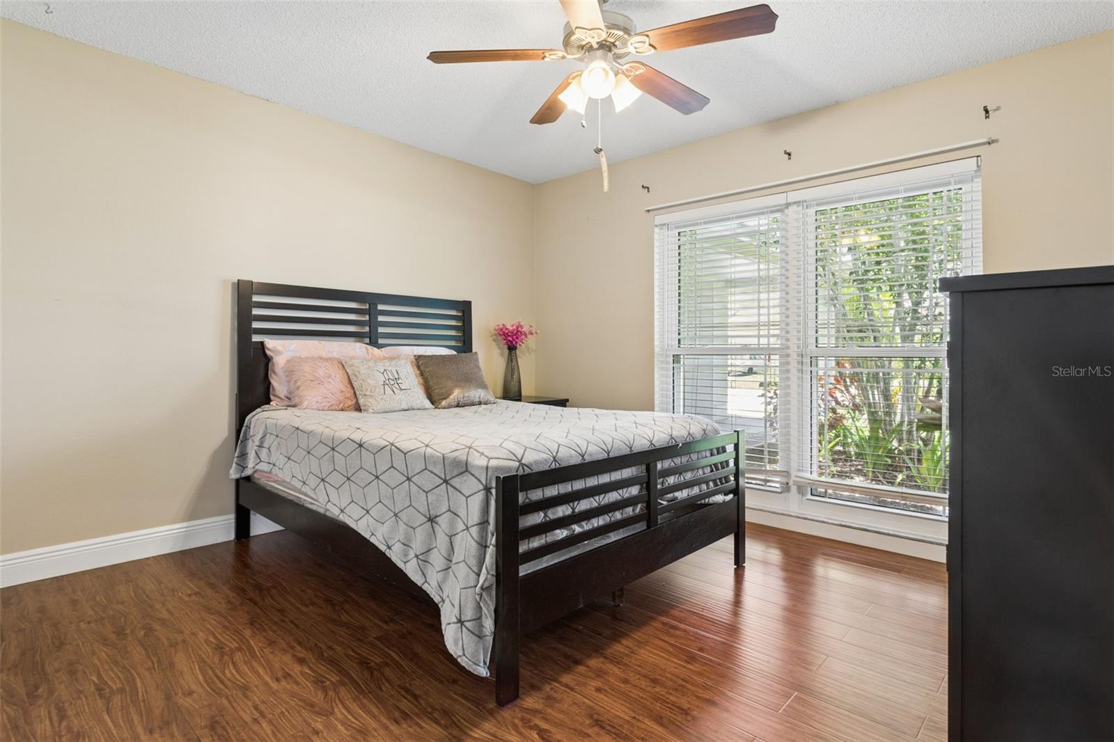 16117 PEBBLEBROOK DR — photo 15