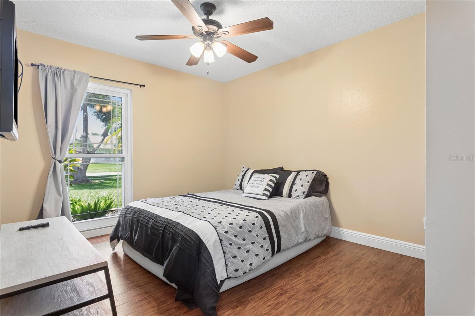 16117 PEBBLEBROOK DR — photo 13