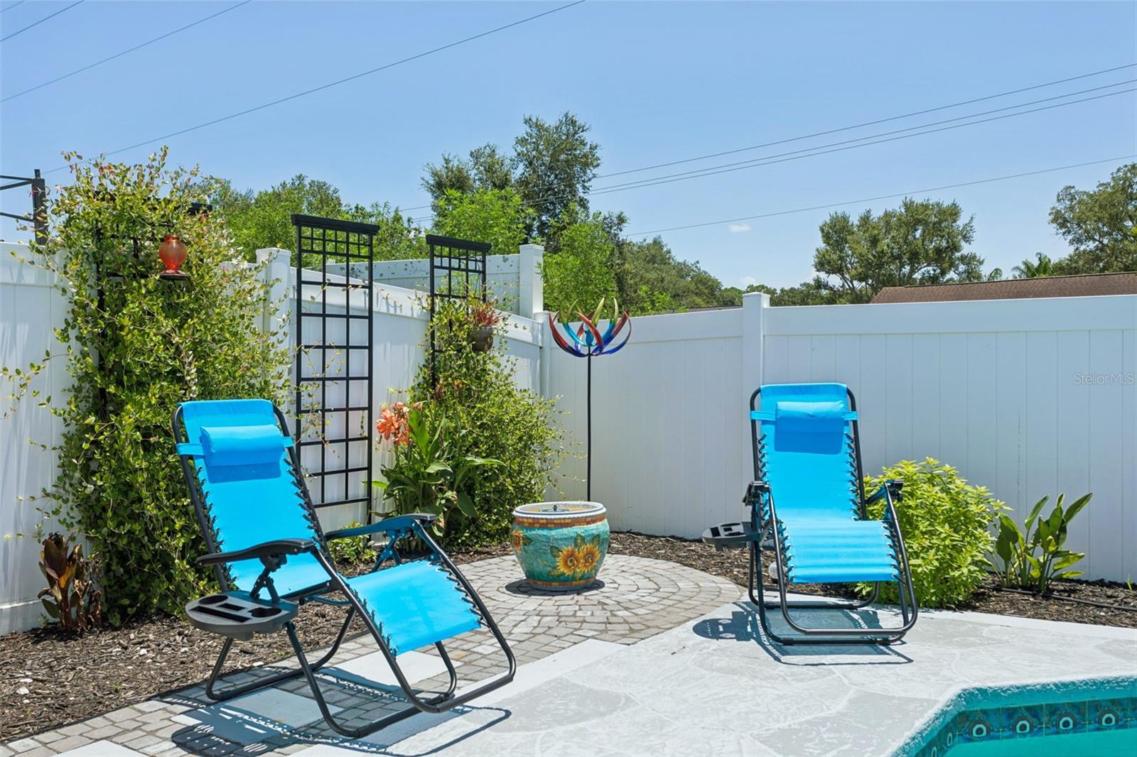 16117 PEBBLEBROOK DR — photo 24