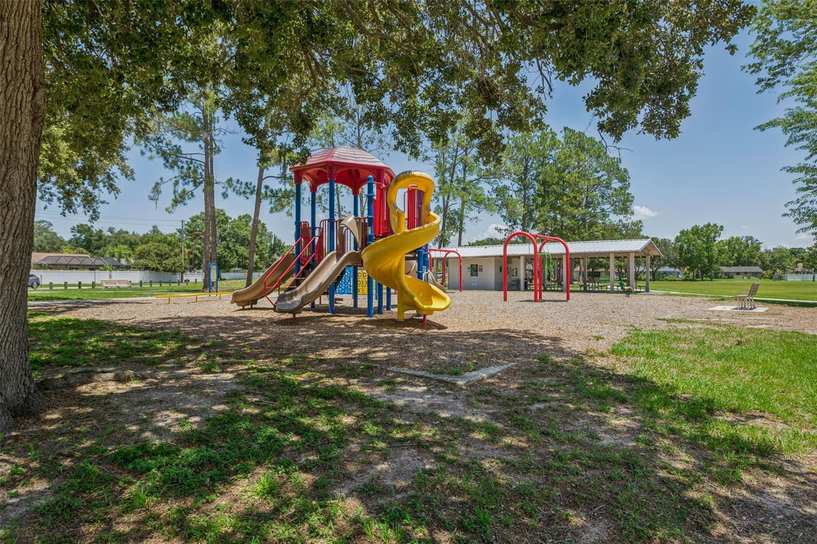 16117 PEBBLEBROOK DR — photo 26