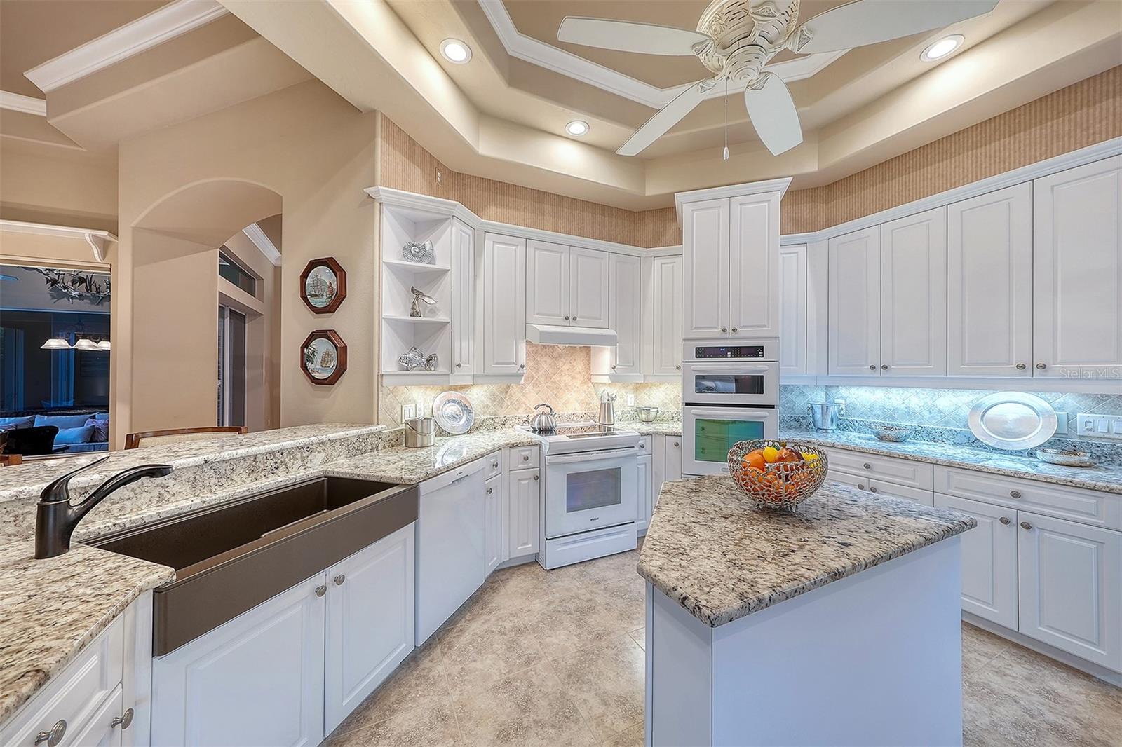 11 N CAYMAN ISLES BLVD — photo 25