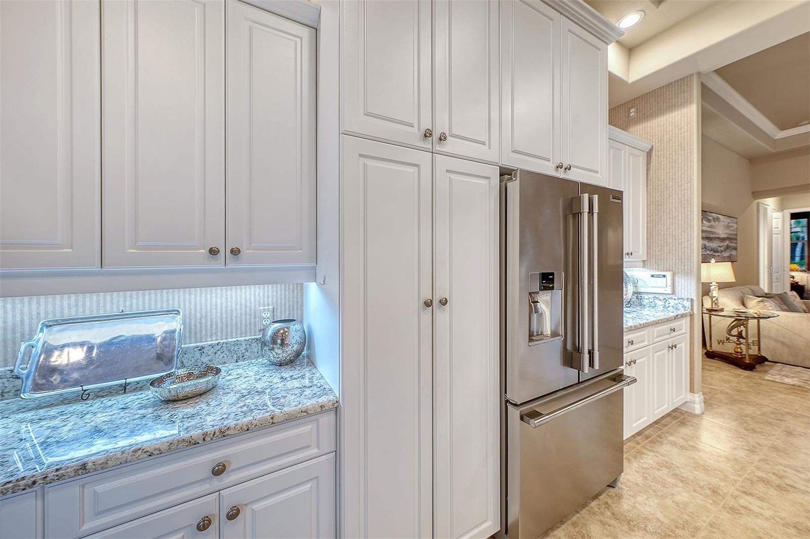11 N CAYMAN ISLES BLVD — photo 28