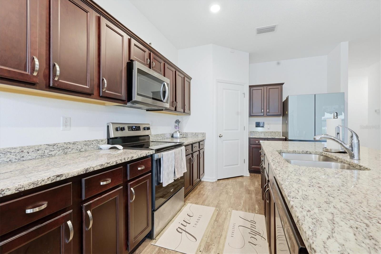 1121 ANCHOR BEND DR — photo 16