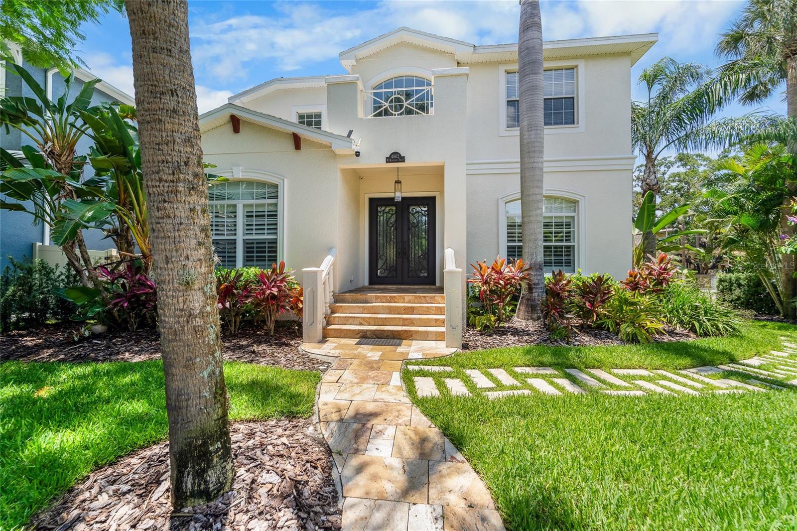 4802 W BEACHWAY DR — photo 2