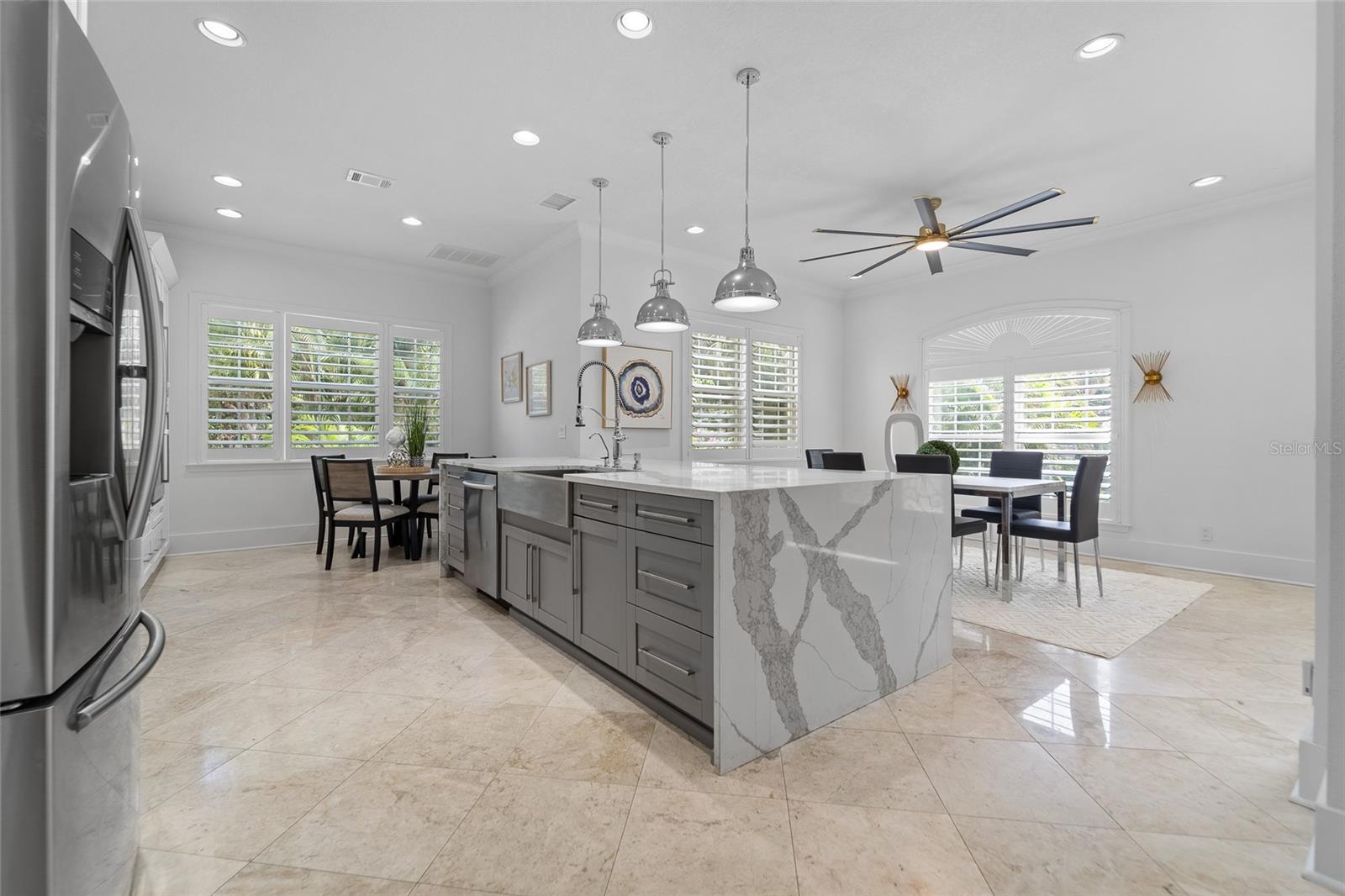 4802 W BEACHWAY DR — photo 9