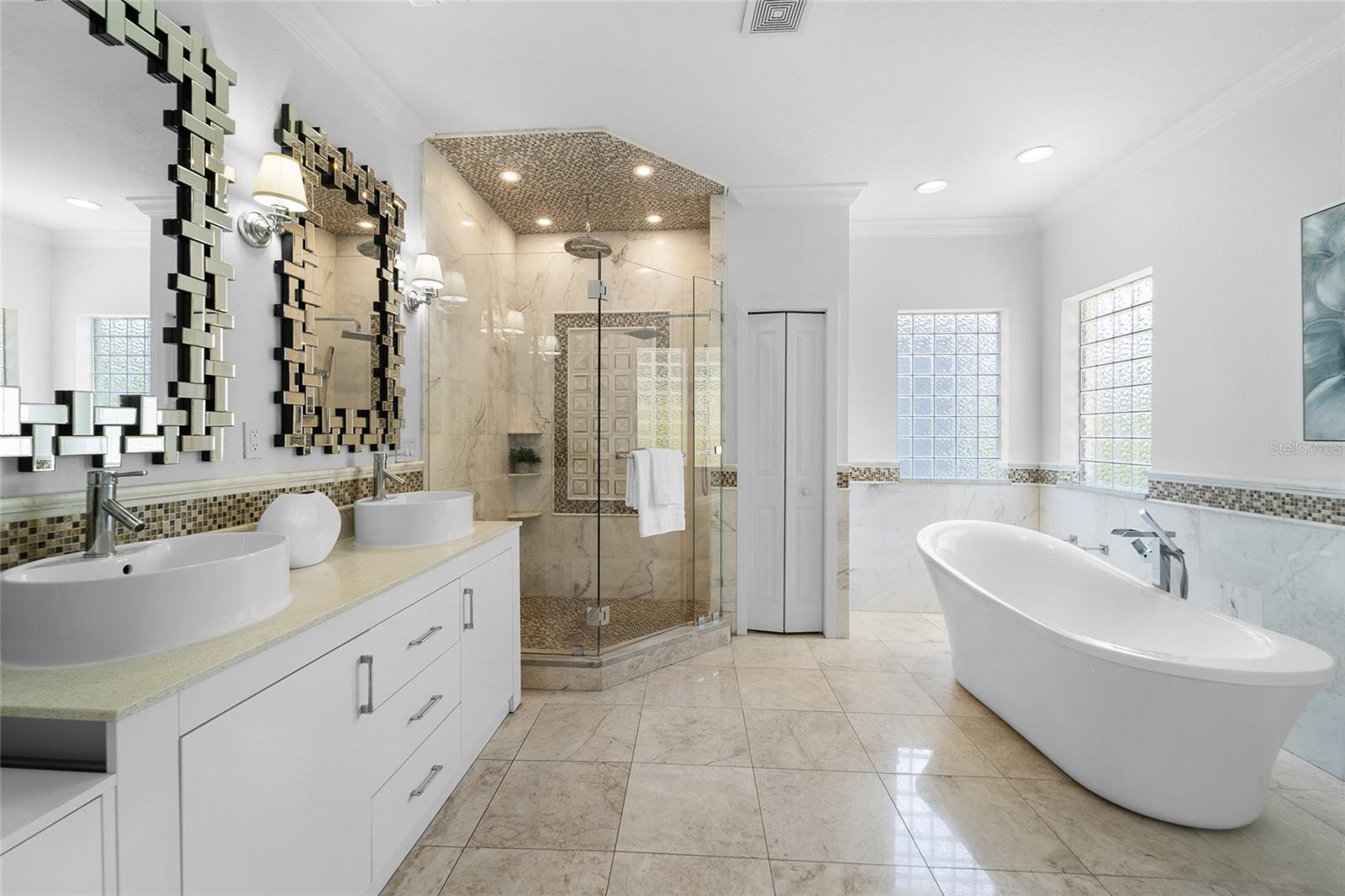 4802 W BEACHWAY DR — photo 41