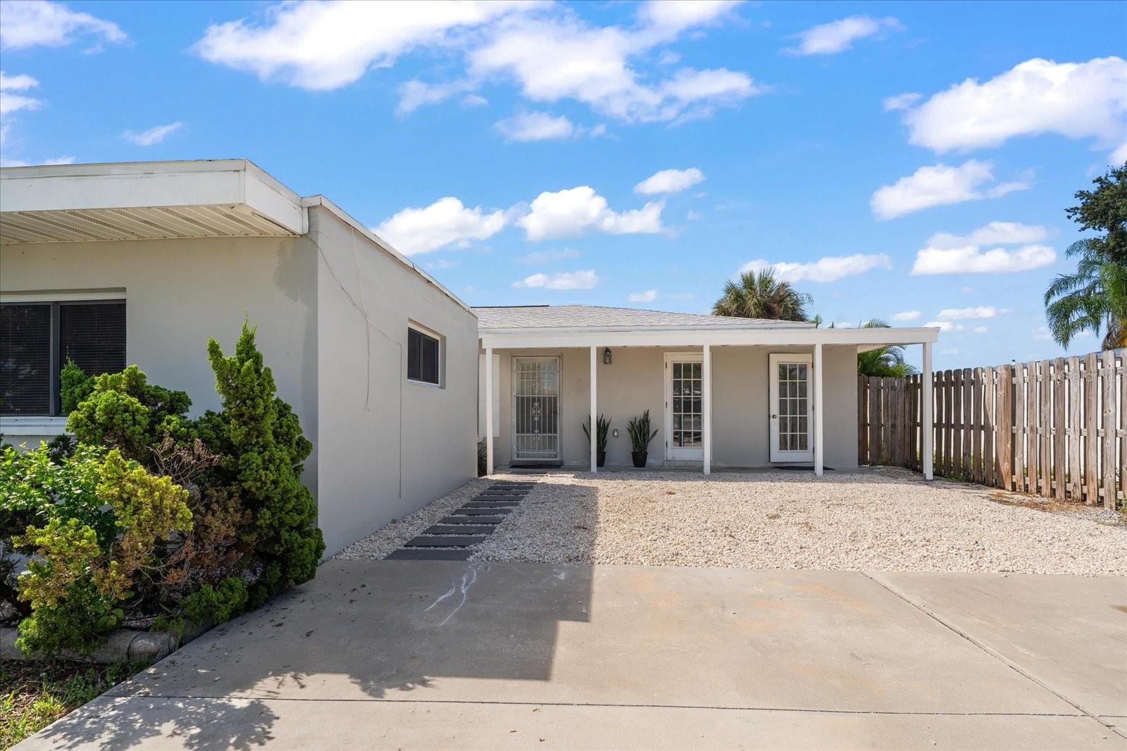 337 LA HACIENDA DR — photo 40
