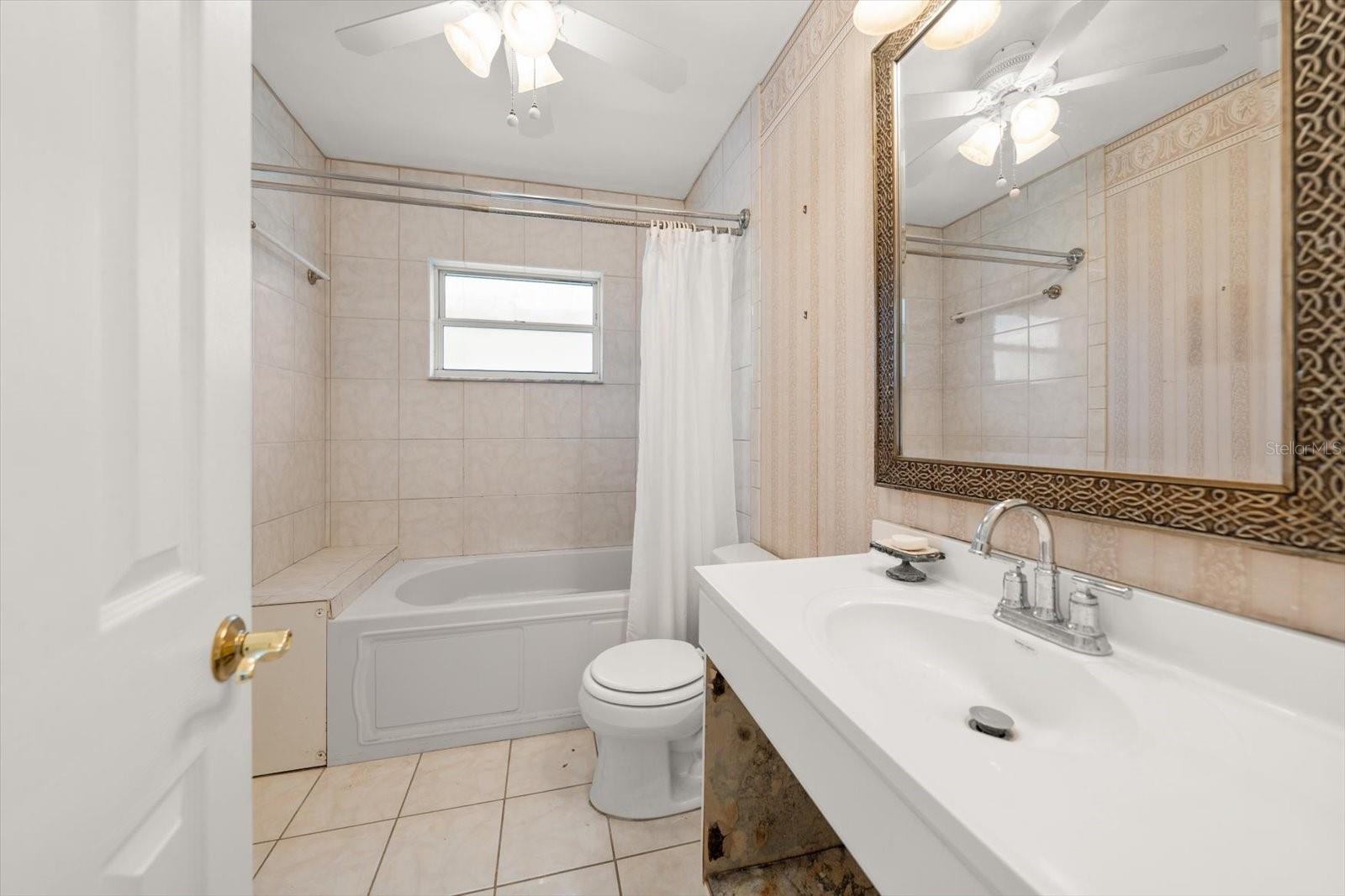 337 LA HACIENDA DR — photo 26