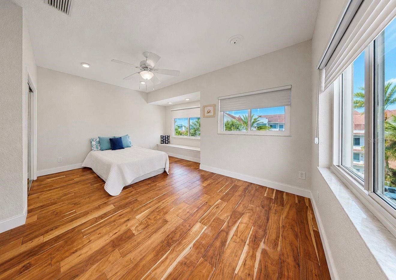 4639 MIRABELLA CT — photo 11