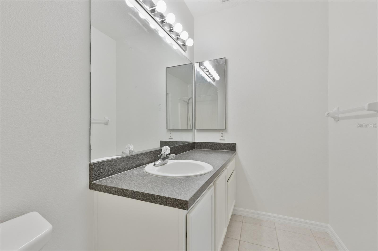 6437 CYPRESSDALE DR #201 — photo 20