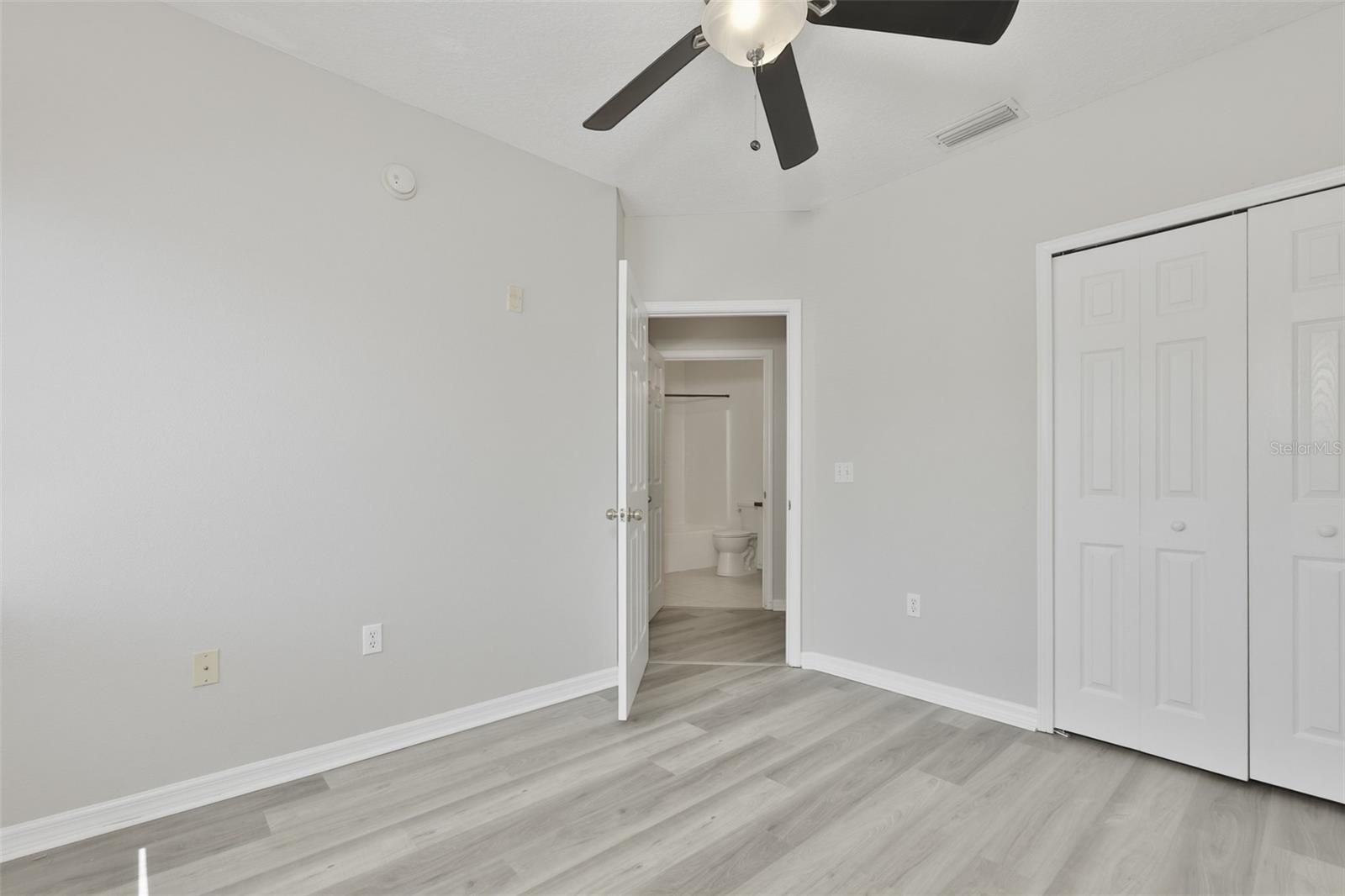 6437 CYPRESSDALE DR #201 — photo 16