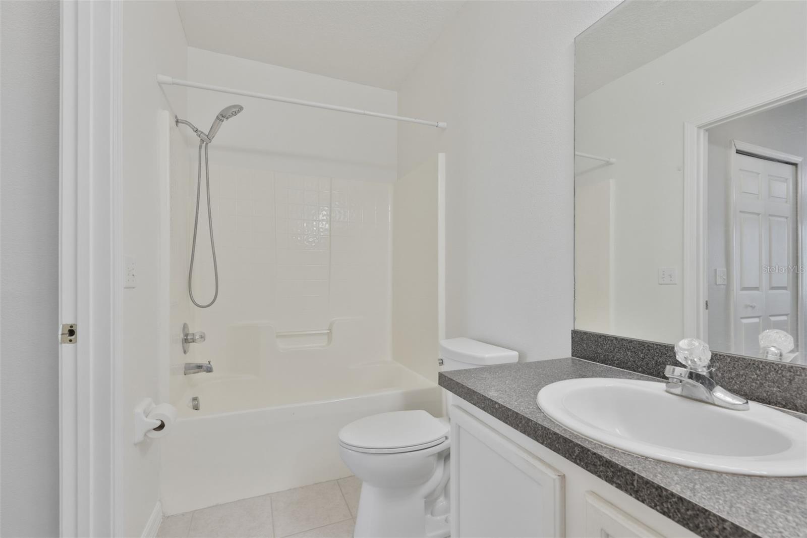 6437 CYPRESSDALE DR #201 — photo 19