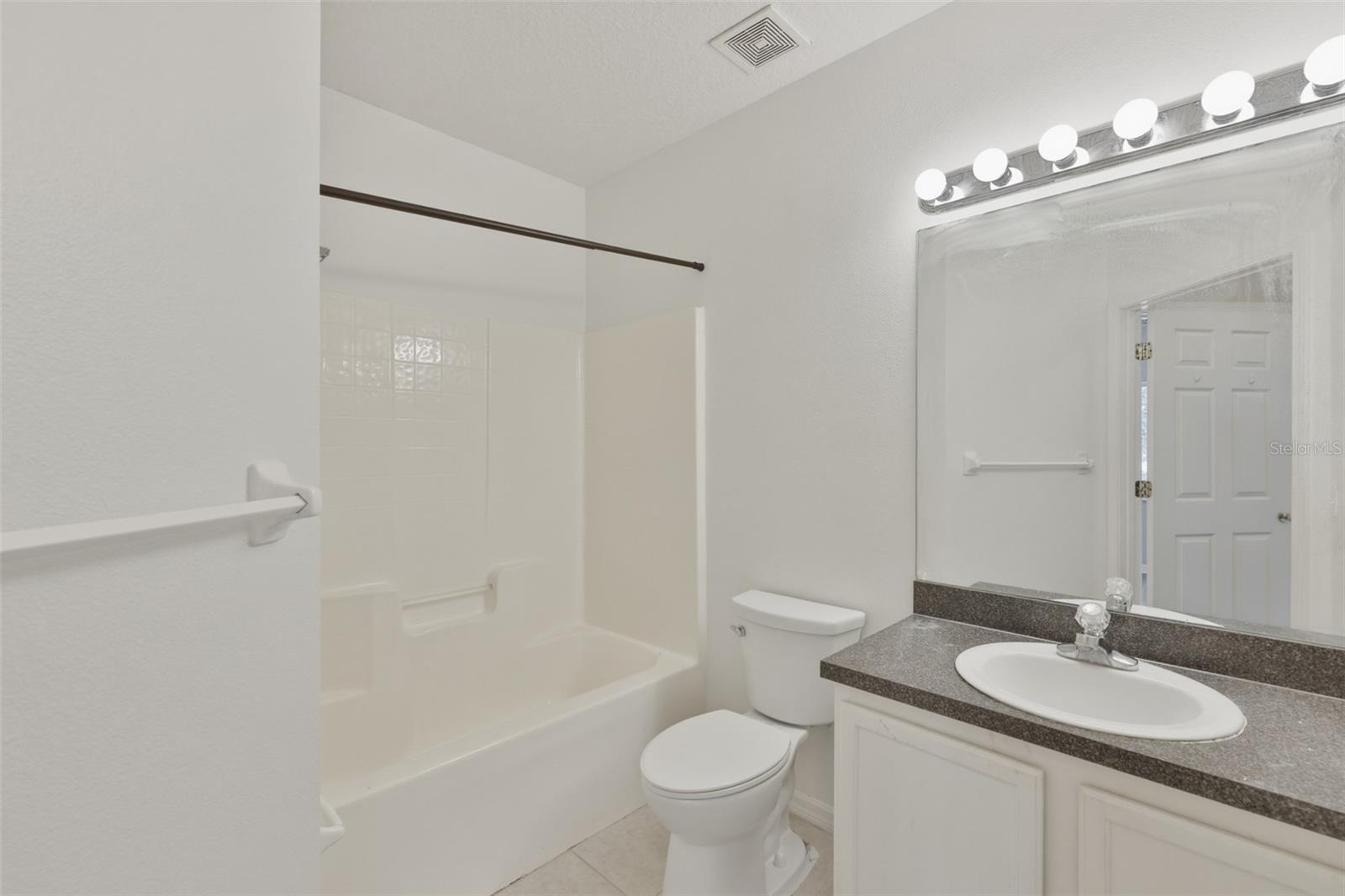 6437 CYPRESSDALE DR #201 — photo 10