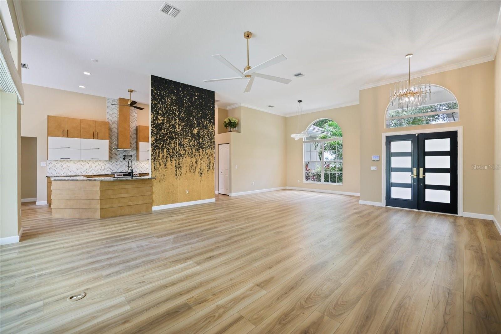 567 LAKE OF THE WOODS DR — photo 3