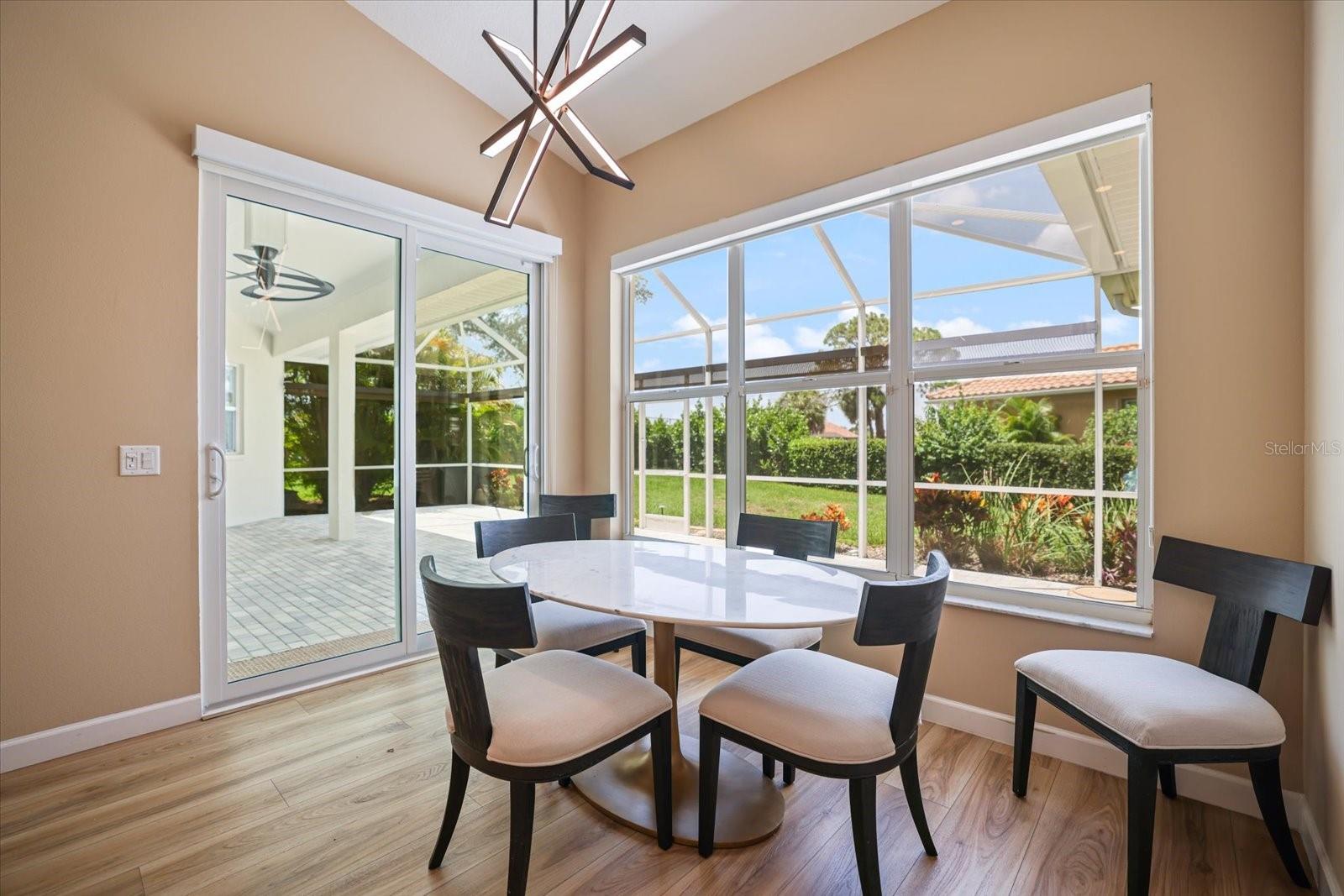 567 LAKE OF THE WOODS DR — photo 10
