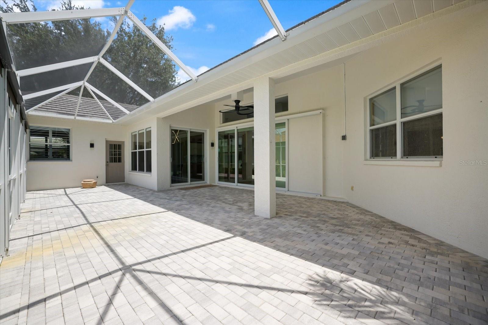 567 LAKE OF THE WOODS DR — photo 34