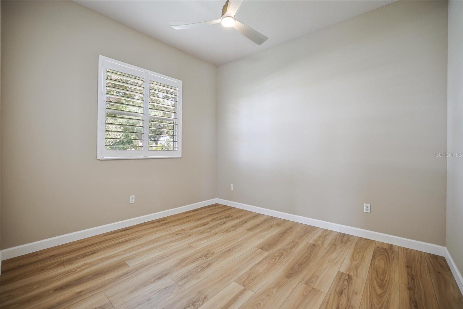 567 LAKE OF THE WOODS DR — photo 19