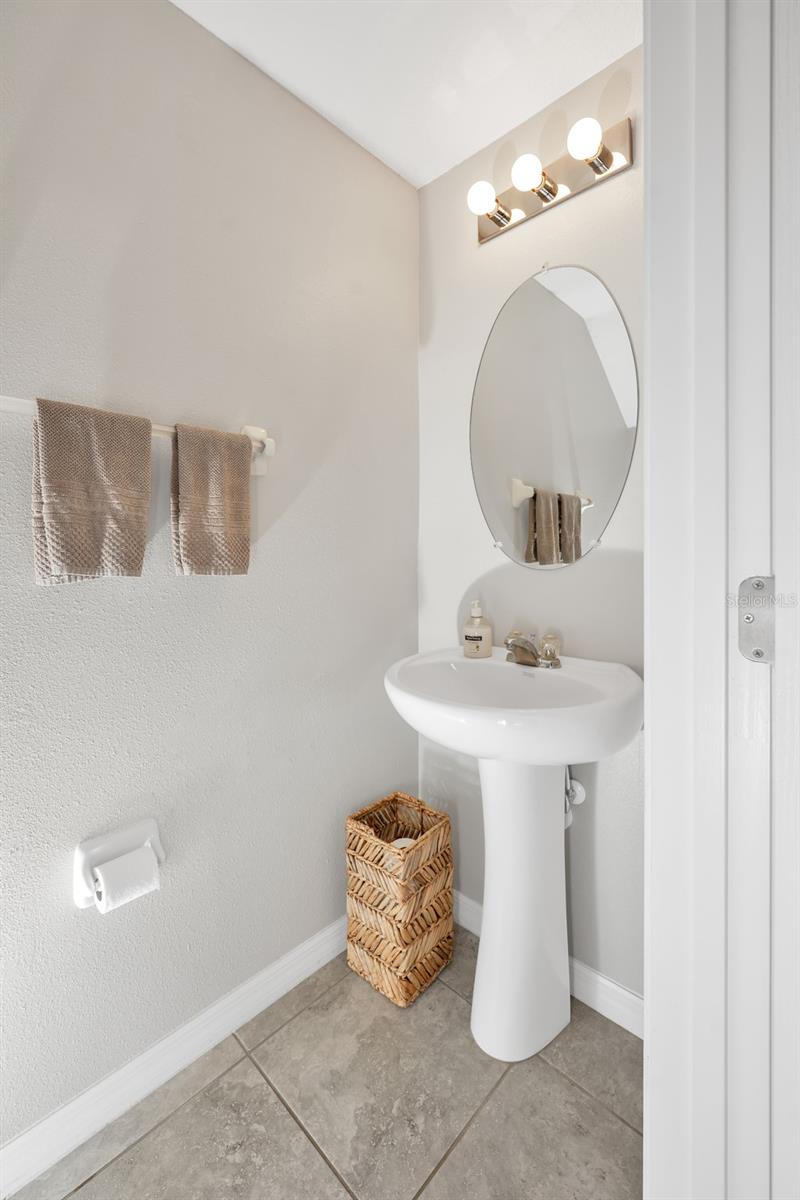 2148 GOLDEN FALCON DR — photo 15