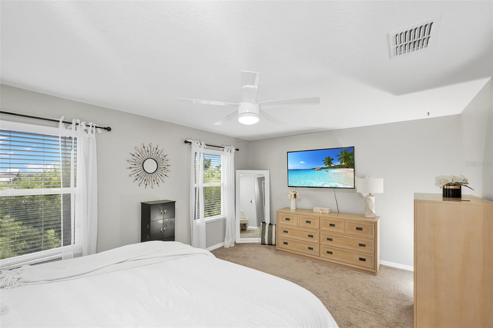 2148 GOLDEN FALCON DR — photo 17