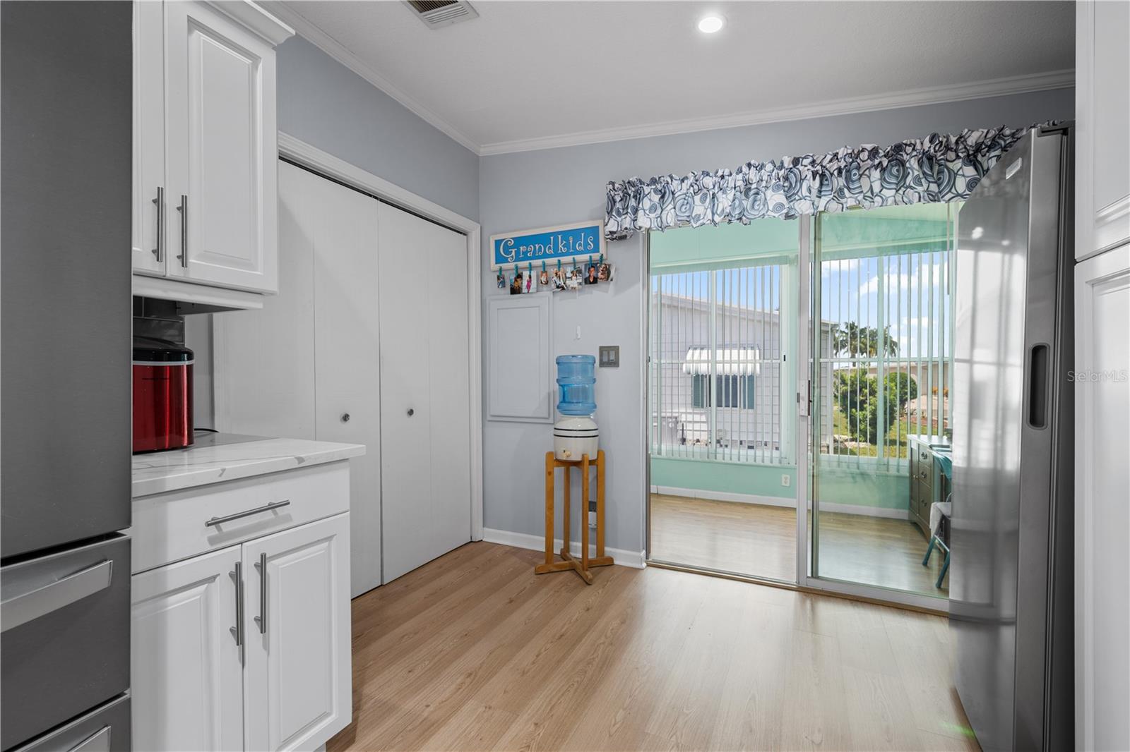 8433 REGAL WAY — photo 5
