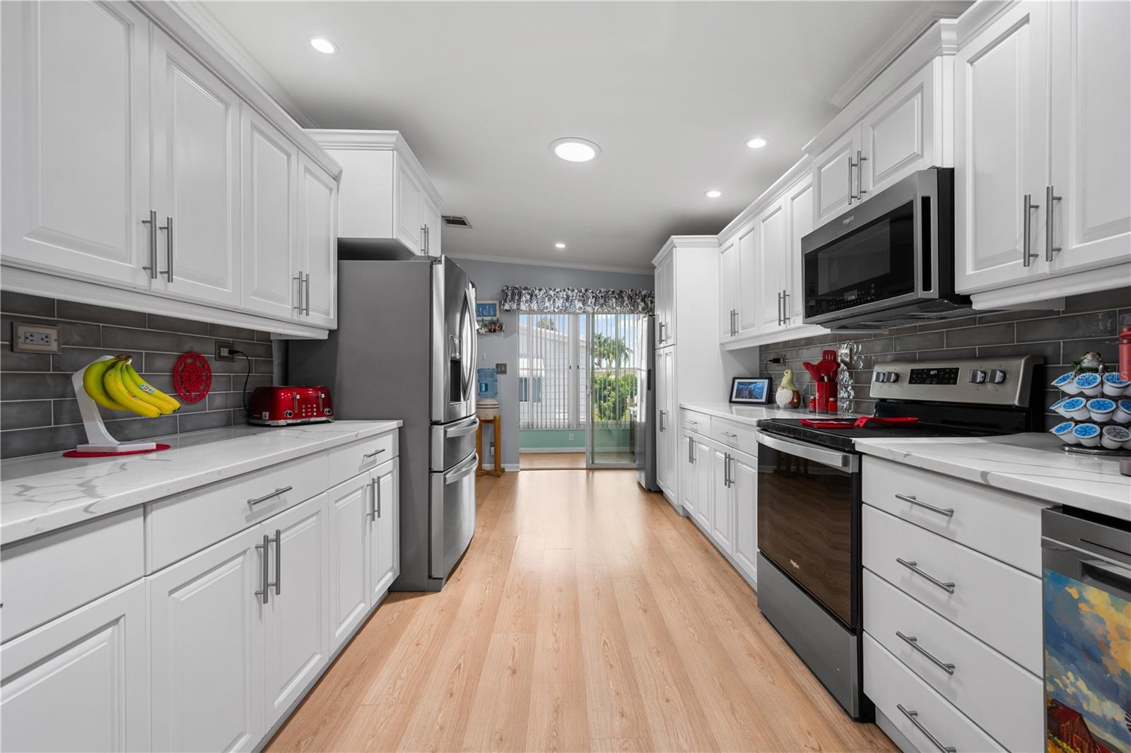 8433 REGAL WAY — photo 3
