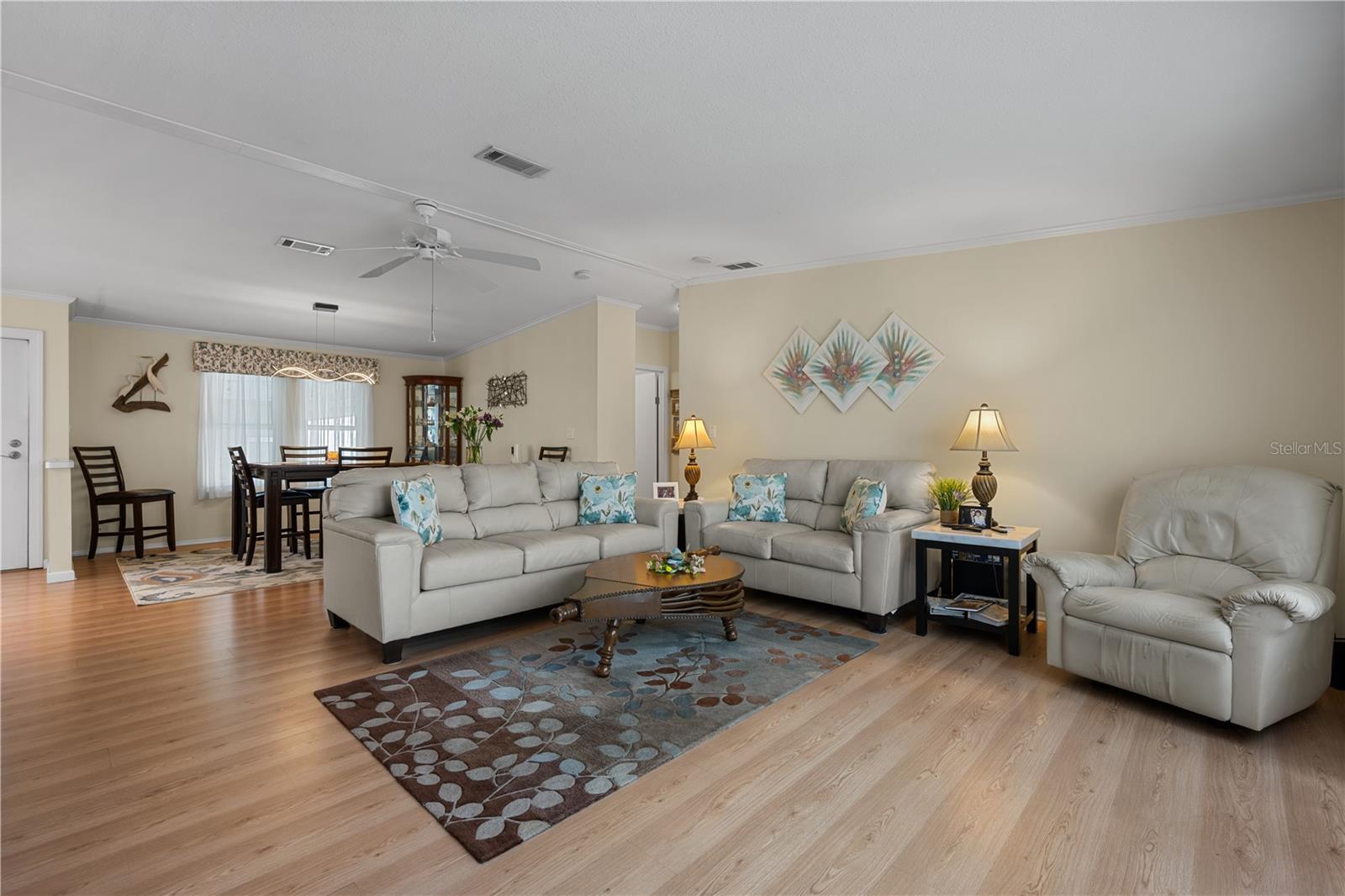 8433 REGAL WAY — photo 9