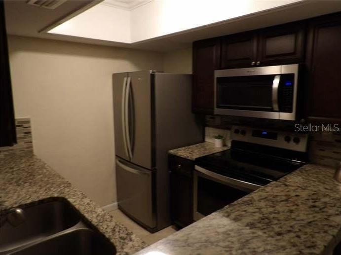 223 DOLPHIN PT — photo 11