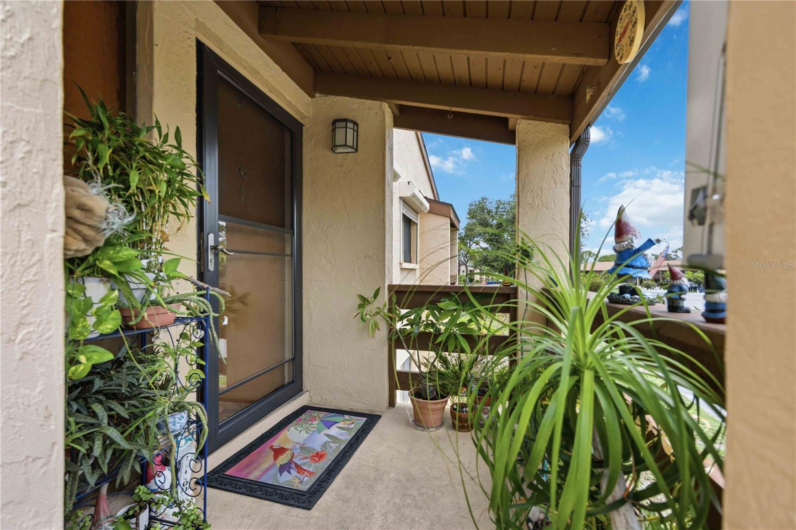 18 QUAILS RUN BLVD #18202 — photo 2