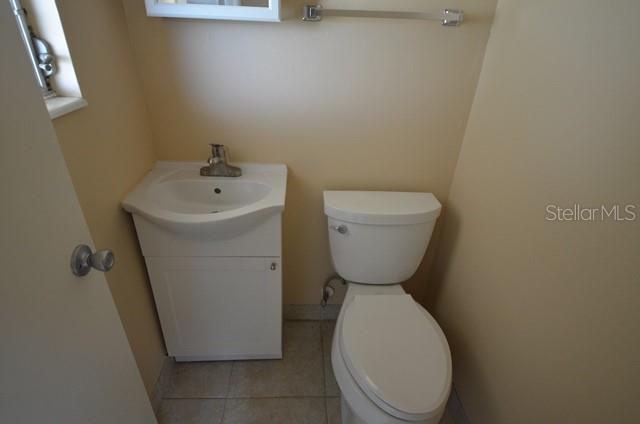 612 SHAMROCK BLVD — photo 13