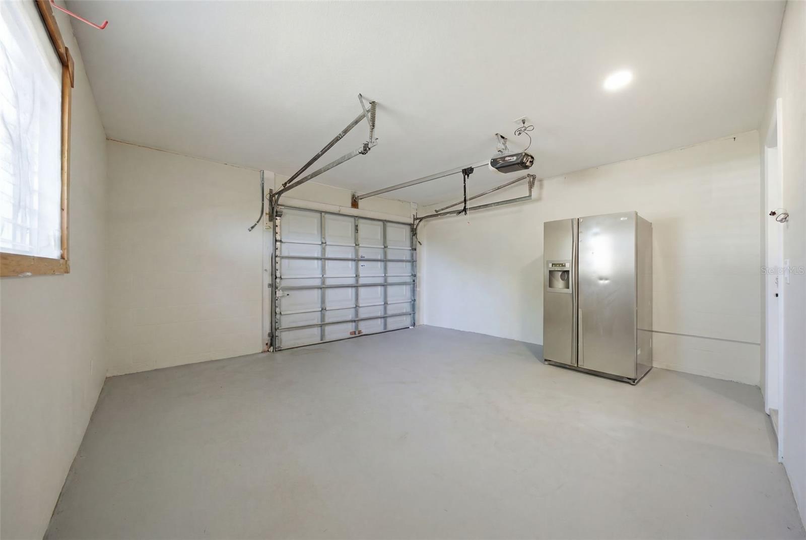 2051 MAGNOLIA DR — photo 37