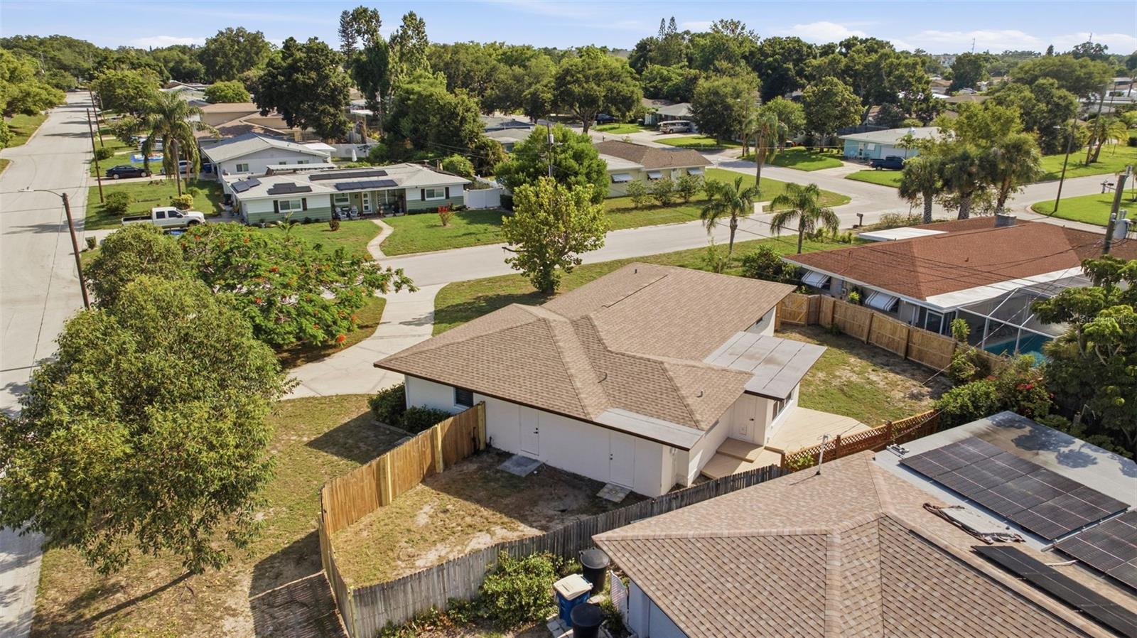 2051 MAGNOLIA DR — photo 47