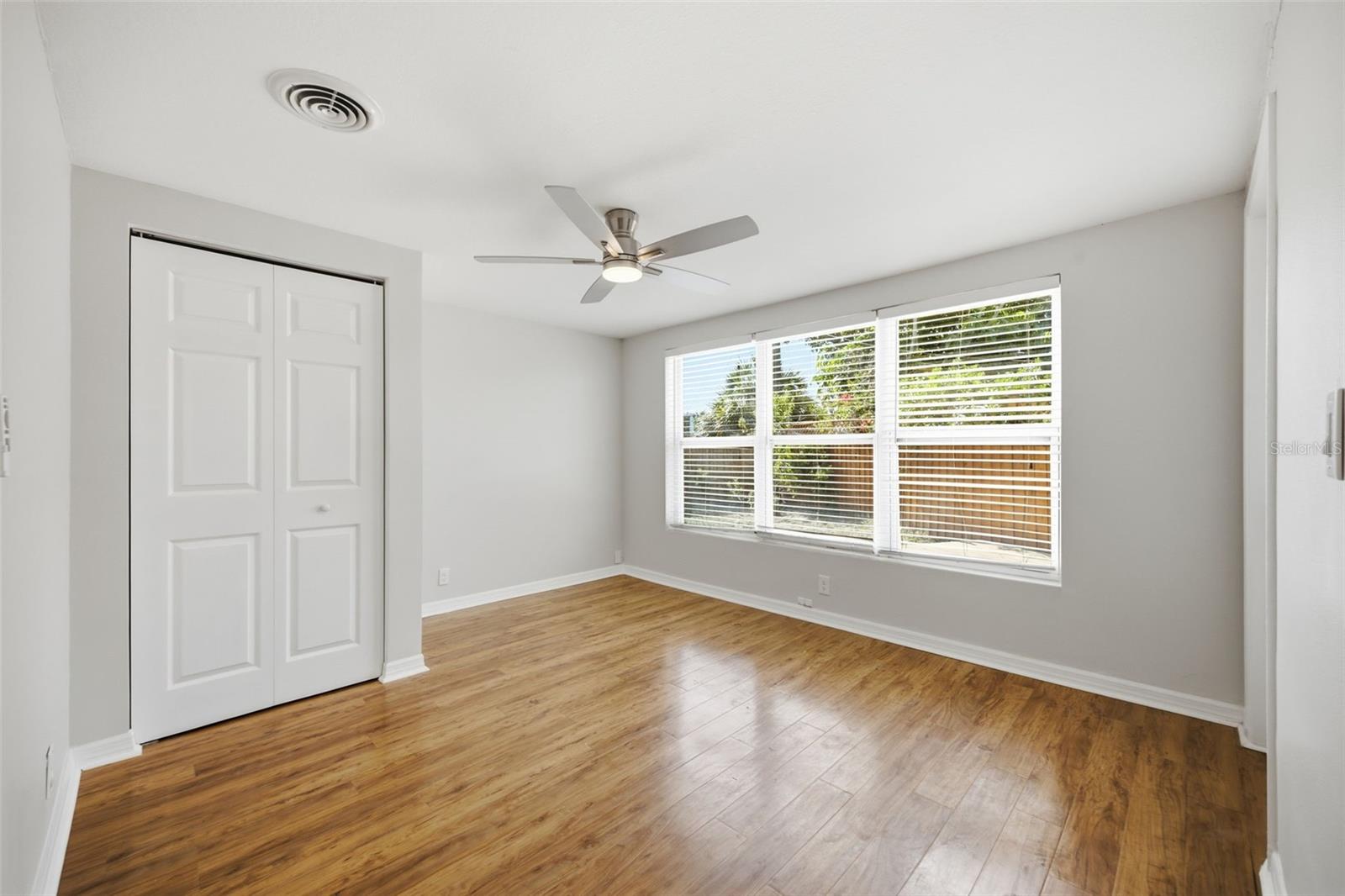 2051 MAGNOLIA DR — photo 28