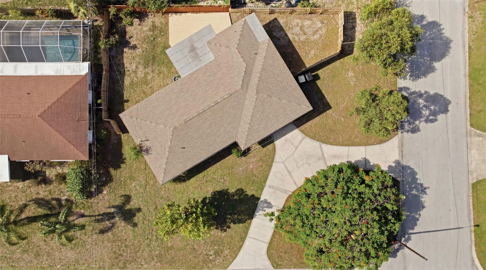 2051 MAGNOLIA DR — photo 51