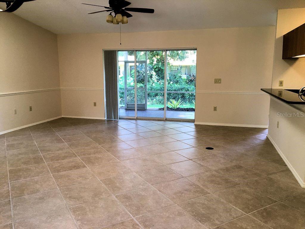 Home in SARASOTA — photo 9